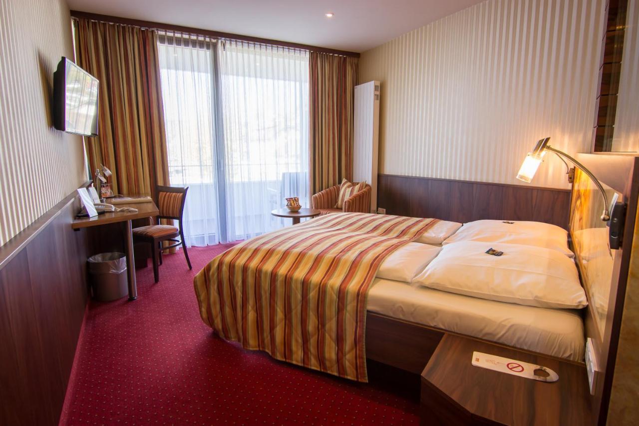 בודמן-לודוויגסהפן Seehotel Adler מראה חיצוני תמונה